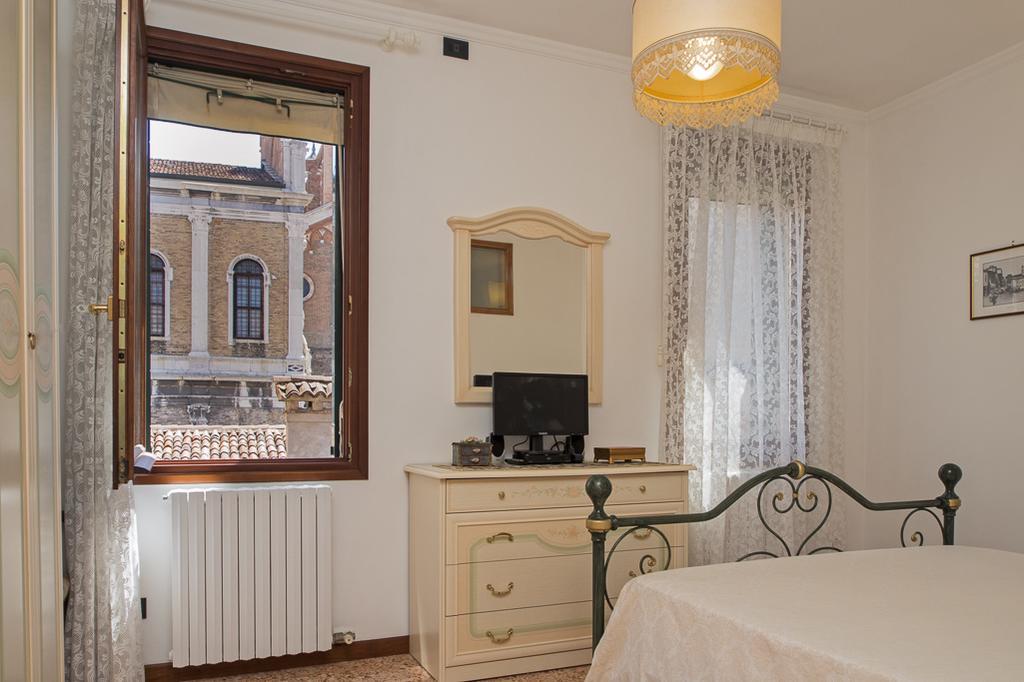 Casa San Giovanni E Paolo Veneţia Exterior foto